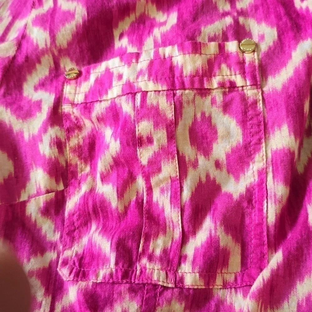 Michael Kors Women's Pink Print Button-Down Blouse. - Picture 5 of 6